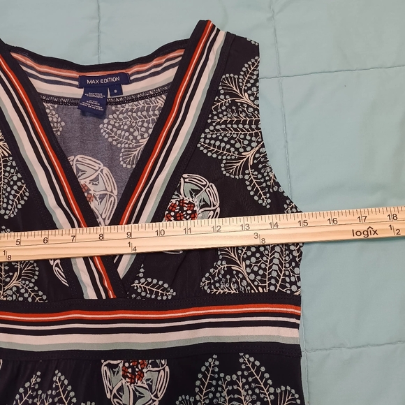 Max Edition Black & Cream Deep V-Neck Summer Dress - Picture 9 of 13